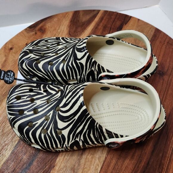 Crocs Slip-On Clogs – Women’s Size 7 | Bone Multicolor | Unworn - Picture 3 of 8